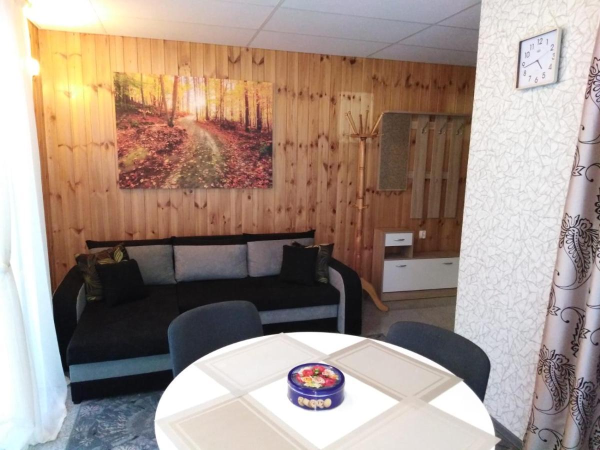 Mustvee Creek Cottage Kültér fotó