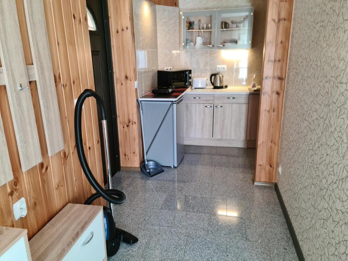 Mustvee Creek Cottage Kültér fotó